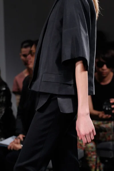Look 34